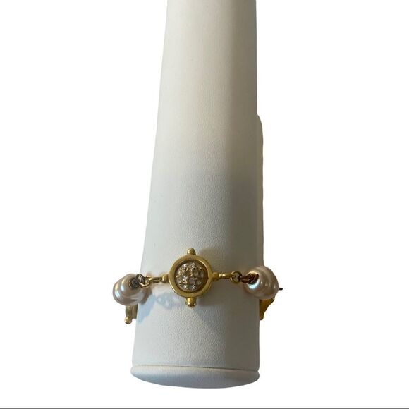 Linda Levinson Vintage & Signed Yellow Gold Tone & Faux Pearl Tennis Bracelet. - Picture 8 of 8